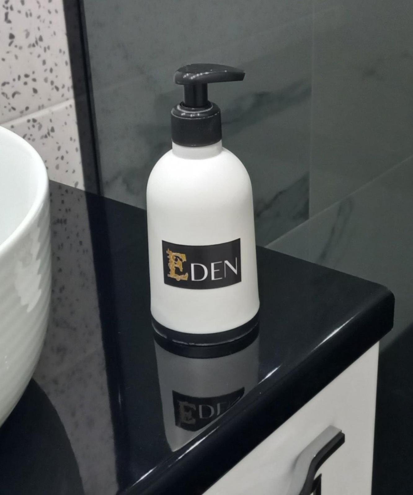 Pansion Eden Ξενοδοχείο Ni Δωμάτιο φωτογραφία